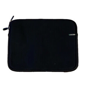 INCASE Computer Laptop Neoprene Bag / Sleeve